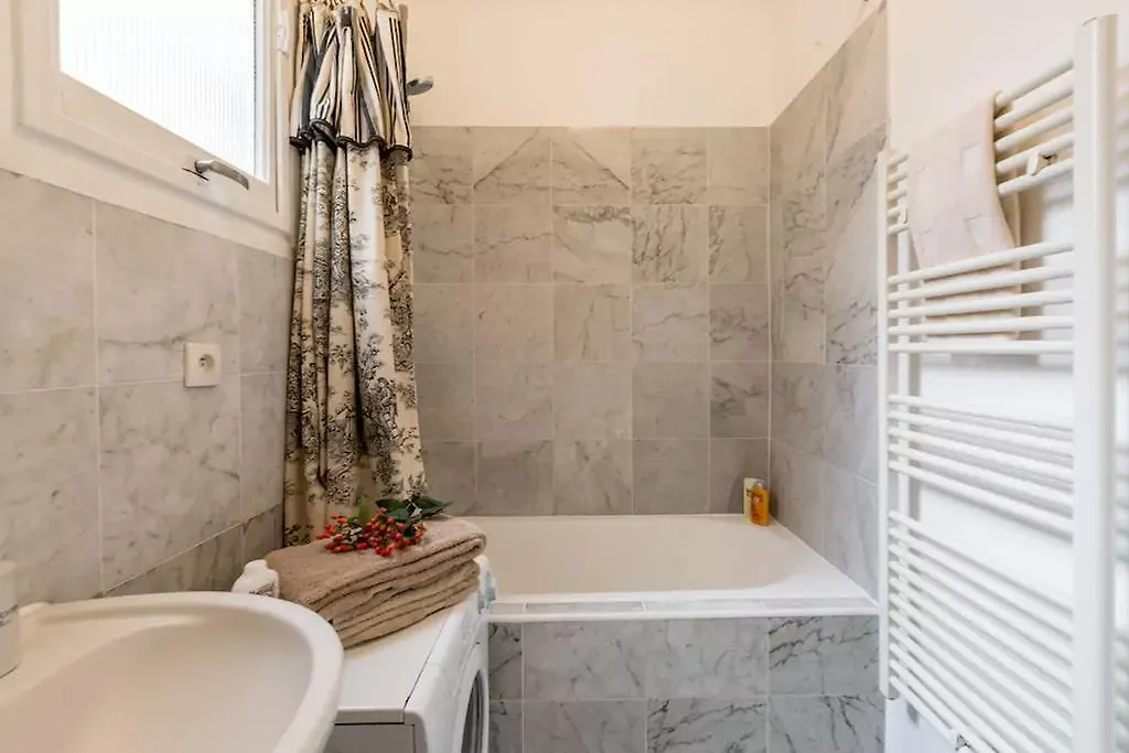 Апартаменты Saint Louis En Ile
